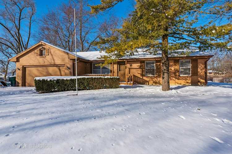 23540 N Garden Ln Lake Zurich, IL 60047 | MLS 11712374 Photo 1