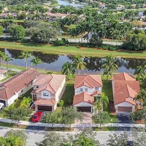 1317 Majesty Ter Weston, FL 33327