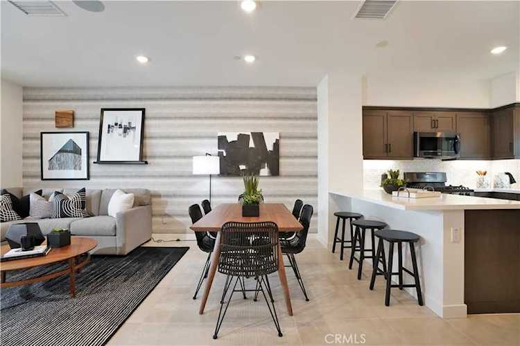 2317 N W. Broadway #89 Anaheim, CA 92804
