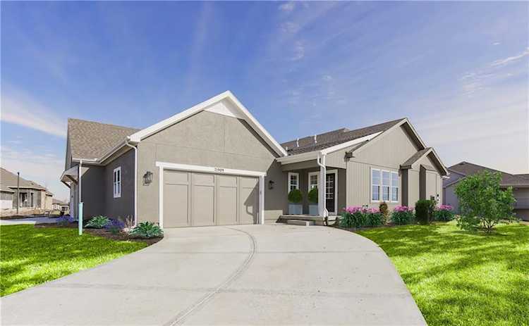 21909 W 82nd Terrace Lenexa, KS 66220 | MLS 2401539 Photo 1