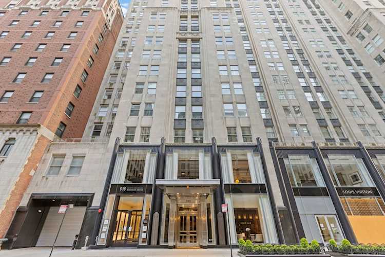 159 E Walton Place #5F Chicago, IL 60611
