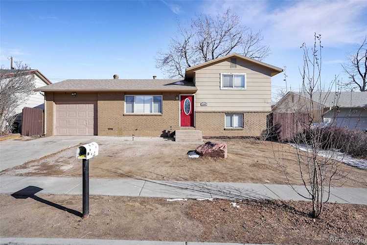 2335 Carmel Dr Colorado Springs, CO 80910 | MLS 9285652 Photo 1