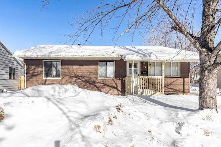 114 10 Ave E West Fargo, ND 58078