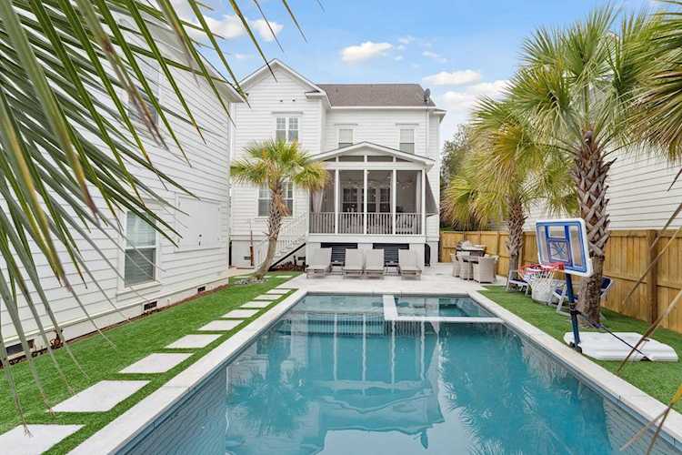 2526 Daniel Island Dr Charleston, SC 29492