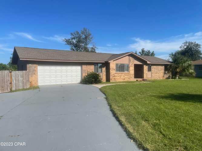4338 Schooner Ln Lynn Haven, FL 32444