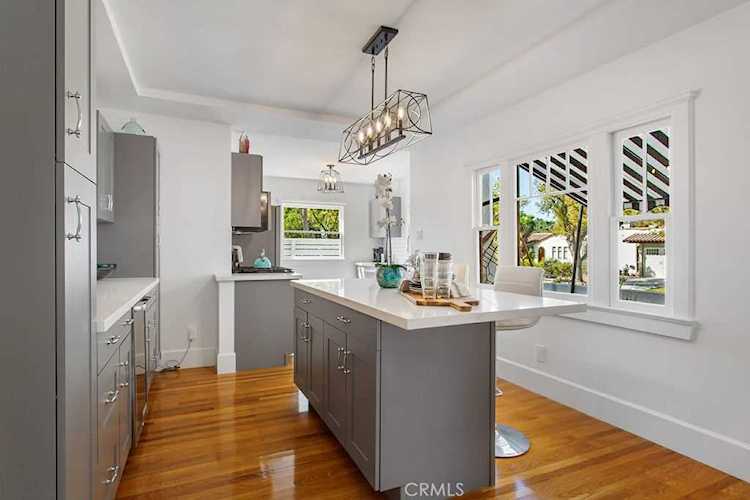 3610 Olive Ave Long Beach, CA 90807