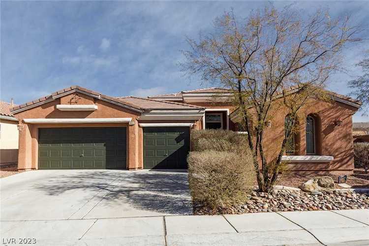 10036 Portula Valley St Las Vegas, NV 89178