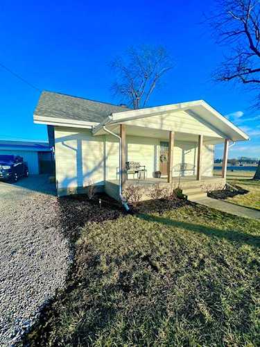 6200 State Road 67 Muncie, IN 47303 | MLS 21904417 Photo 1