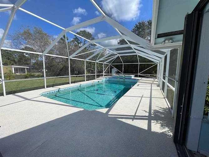 2951 NE Pinecrest Lakes Boulevard Jensen Beach, FL 34957