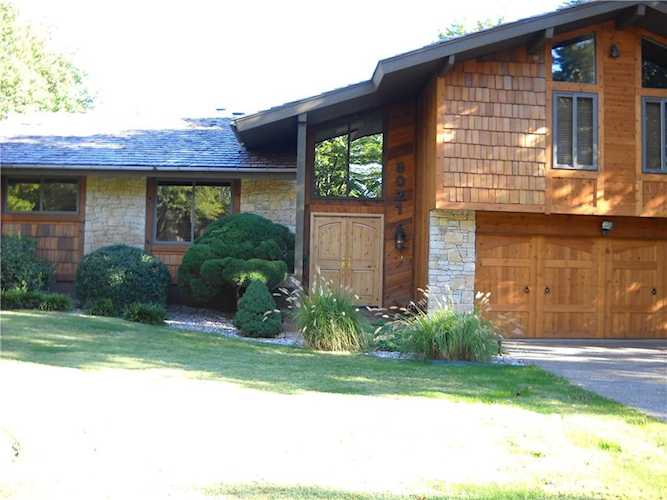 8021 W 114 Terrace Overland Park, KS 66210