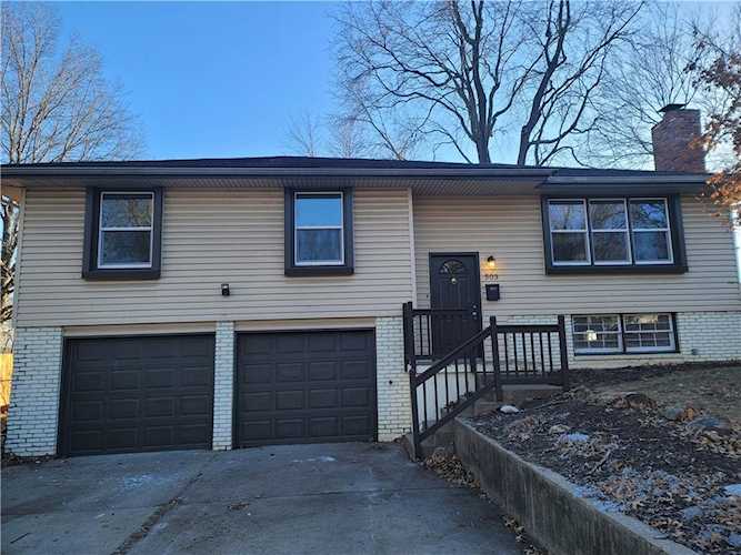 503 Sunset Ln Belton, MO 64012 | MLS 2419862 Photo 1