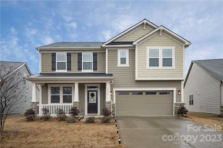 17505 Carolina Hickory Dr Huntersville, NC 28078