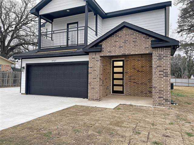 3727 Falcon Street Forest Hill, TX 76119