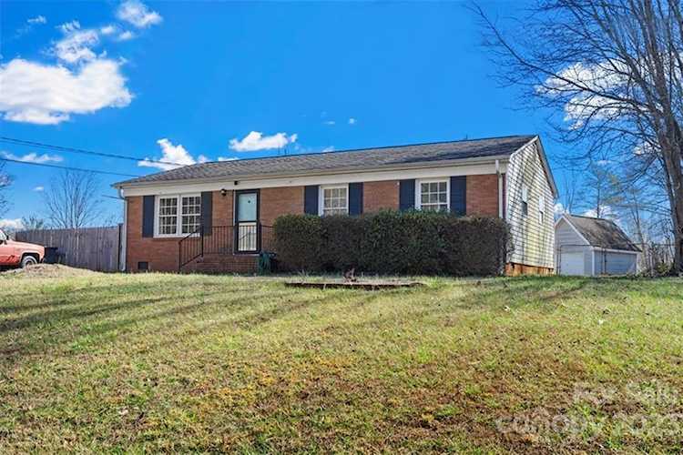1014 Old Providence Rd Gastonia, NC 28052
