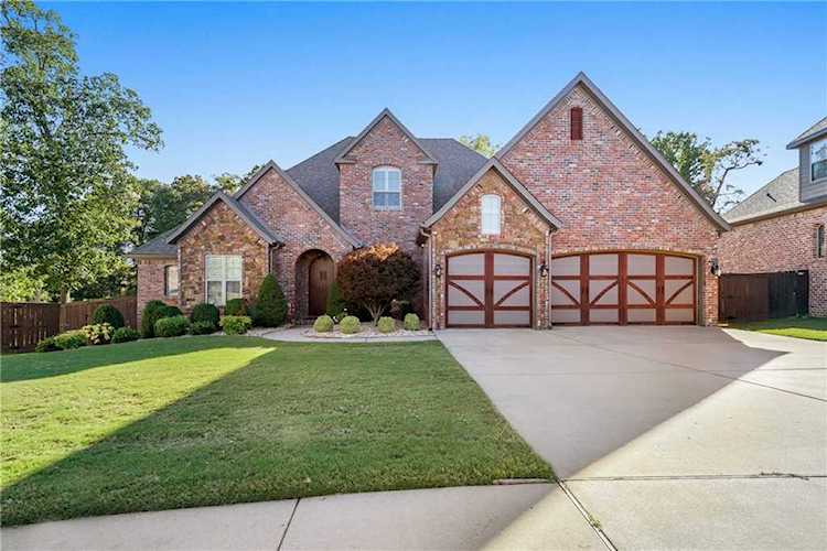 203 Lakeview Terrace Bentonville, AR 72712