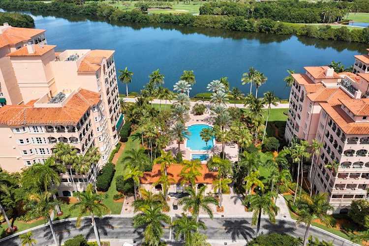 13631 Deering Bay Dr #237 Coral Gables, FL 33158