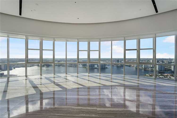18201 E Collins Ave #TS1 Sunny Isles Beach, FL 33160