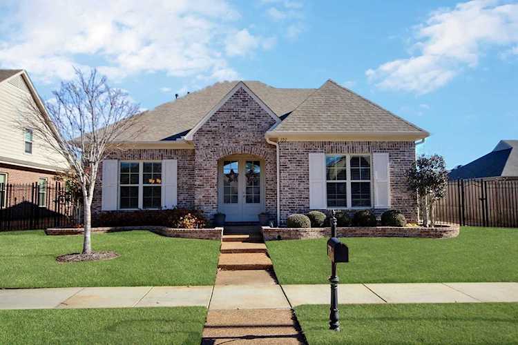 392 Augusta Pines Dr Collierville, TN 38017