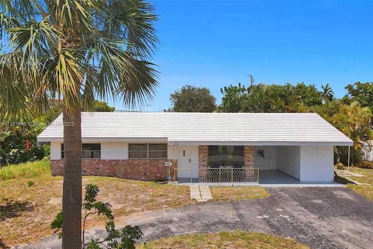 1331 NE 27th Ave Pompano Beach, FL 33062
