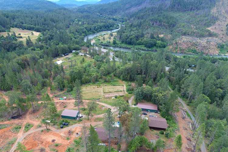 4866 Galice Rd Merlin, OR 97532
