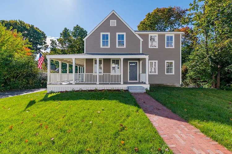 5 Pleasant Street #3 Hingham, MA 02043