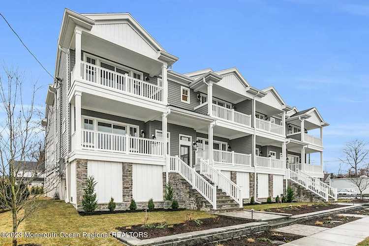 10 Bridgewaters Dr #2 Oceanport, NJ 07757 | MLS 22230840 Photo 1