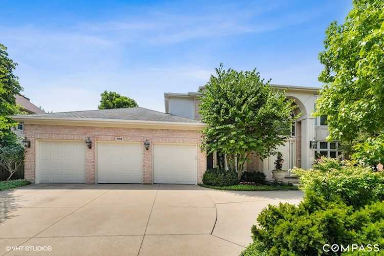108 Riverside Dr Deerfield, IL 60015