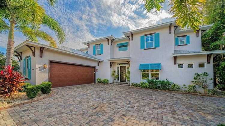 1938 Hibiscus St Sarasota, FL 34239