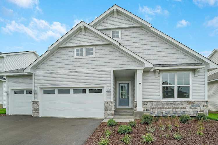 1911 Fallbrooke Drive Hastings, MN 55033