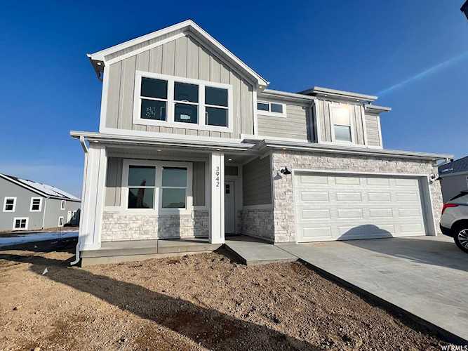 4009 W 2025 S Taylor, UT 84401