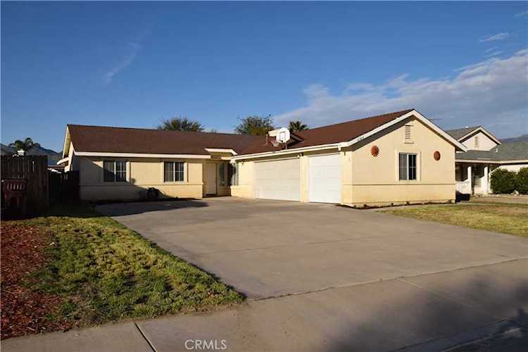42874 Woodside Ct Hemet, CA 92544