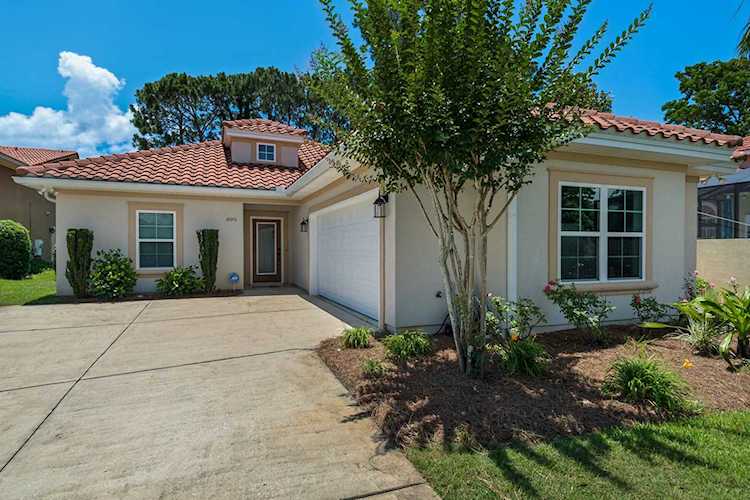 895 Indigo Loop Miramar Beach FL 32550 916428 Emerald Bay Ph 1a home for sale Florida Living at it's Best, in this Golf Course Community with Neighborhood Club House and Pool.... Photo 1