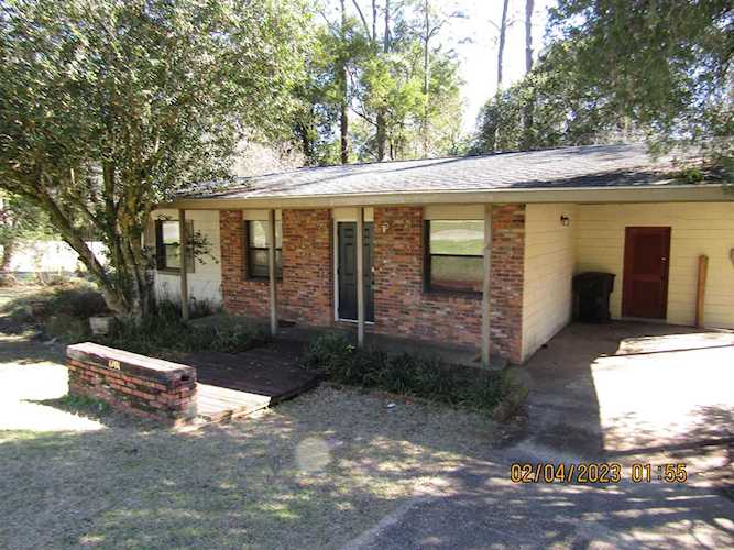 1701 Atkamire Dr Tallahassee, FL 32304