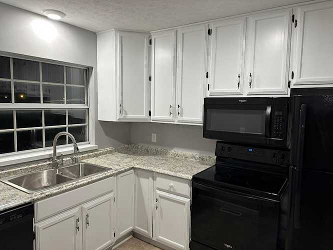 413 Williamsburg Lane Lancaster, OH 43130