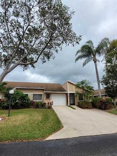 8065 Springtree Road Boca Raton, FL 33496