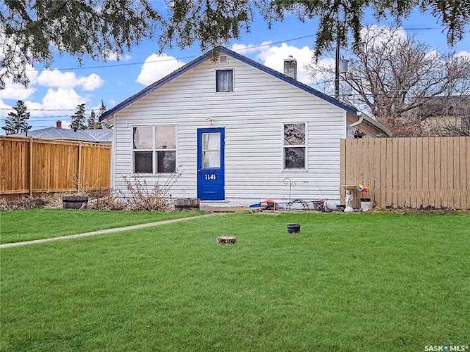 1141 E Chaplin St Swift Current, SK S9H 1J9