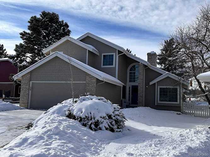 33 Tecoma Circle Littleton, CO 80127