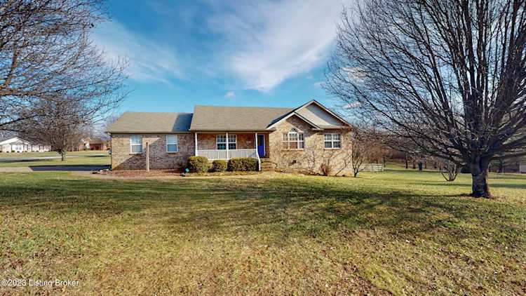 3011 Log Cabin Ct Crestwood, KY 40014