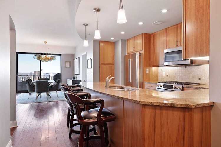 MLS 6317232 | Hennepin County condo for sale | Downtown West Minneapolis Photo 1