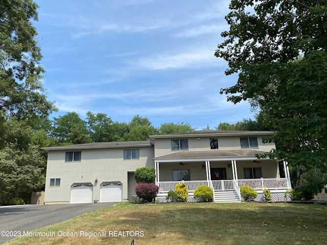 1630 Glendola Rd Wall, NJ 07719