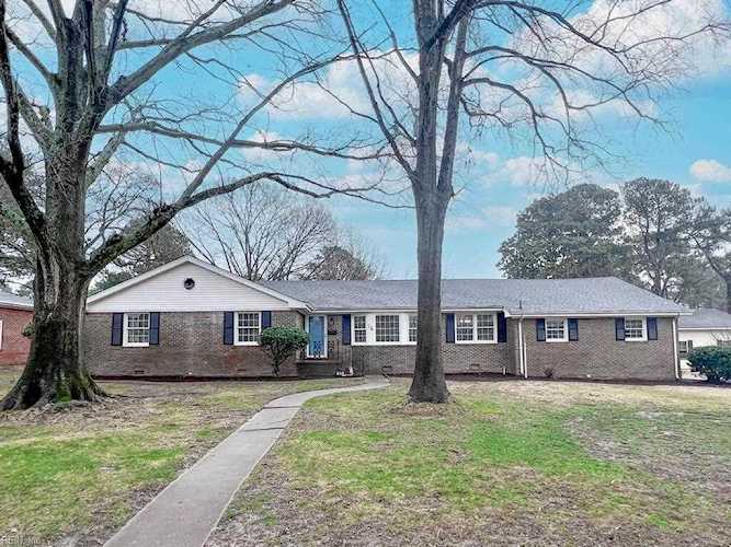 216 Overholt Dr Virginia Beach VA 23464 | MLS# 10473160 - WilliamLayton.com Photo 1