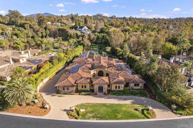 16573 Via Lago Azul Rancho Santa Fe, CA 92067