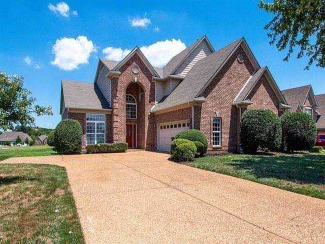 155 Pinehurst Dr Oakland, TN 38060