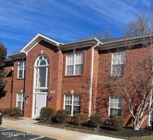 9308 Pine Lake Dr #101 Louisville, KY 40220 | MLS 1626476 Photo 1