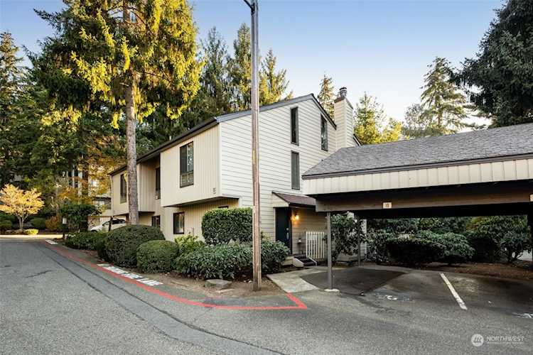 3442 108th Place NE #11-2 Bellevue, WA 98004