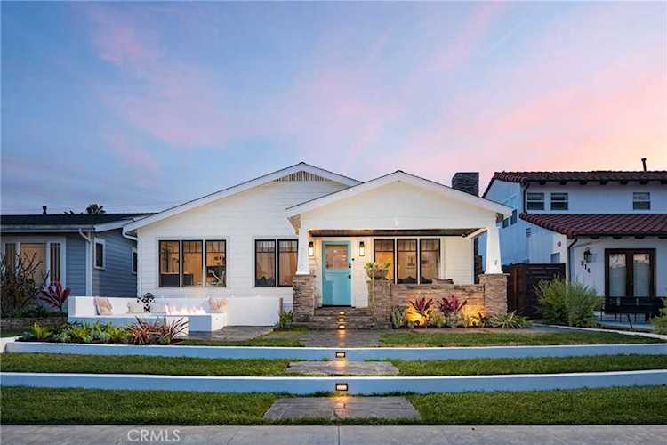 216 Avenue A Redondo Beach, CA 90277