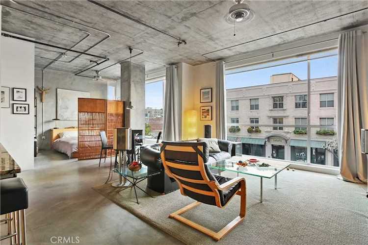285 W 6th St #221 San Pedro, CA 90731