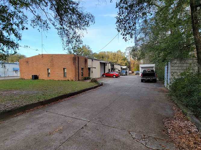 5166 Woodlane Circle Tallahassee, FL 32303