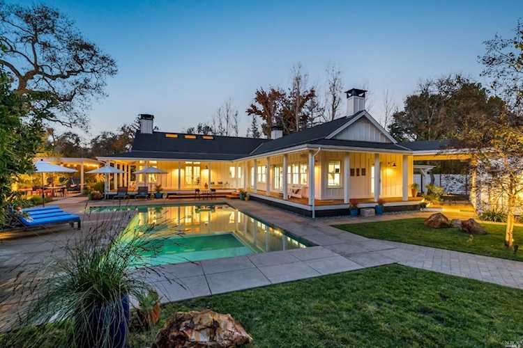 180 Serres Drive Sonoma, CA 95476