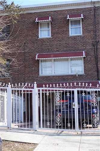 3212 Tenbroeck Avenue Bronx, NY 10469